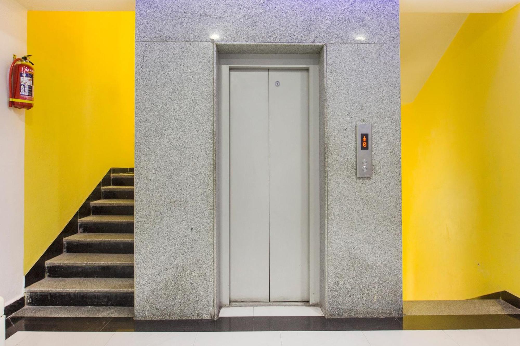 Hotel O Palak Residency Near Erragadda Metro Station Haydarabad Dış mekan fotoğraf